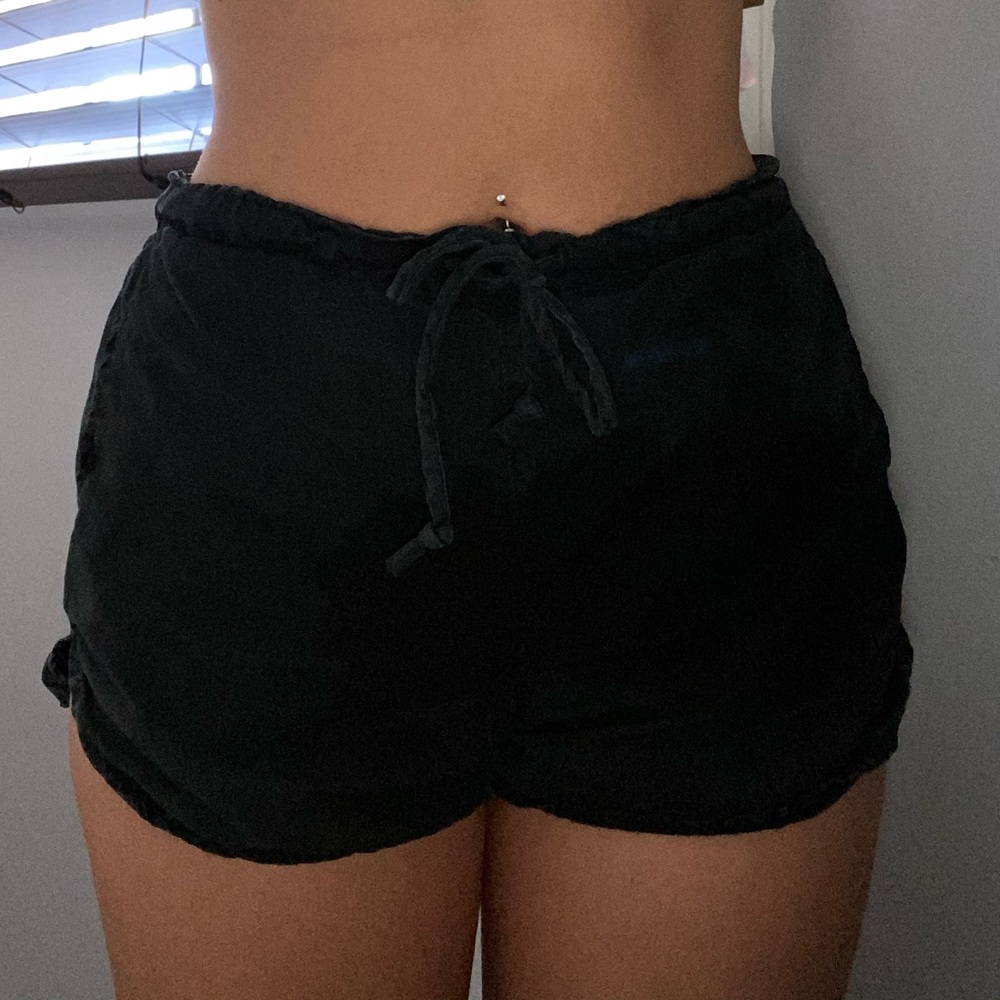 Brandy Melville black shorts